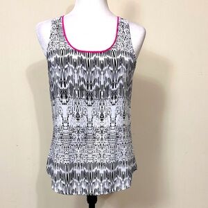 NWOT RED Saks Fifth Avenue White Black Pink Trim Semi Fit Sleeveless Top XS/S